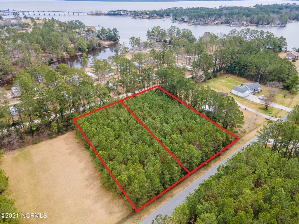 Photo of 9219 Hart Drive, Oriental, NC 28571 (MLS # 100570185)