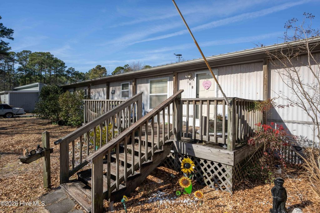 Photo of 108 Sherry Street, Sneads Ferry, NC 28460 (MLS # 100551309)