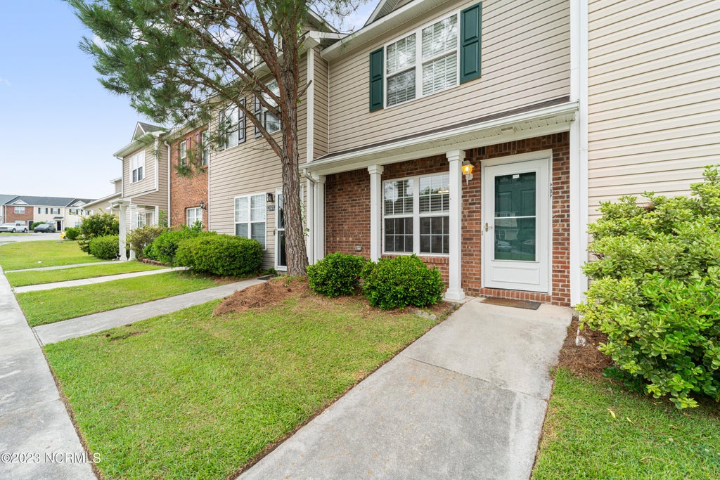 Photo of 207 Pinegrove Court, Jacksonville, NC 28546 (MLS # 100605342)