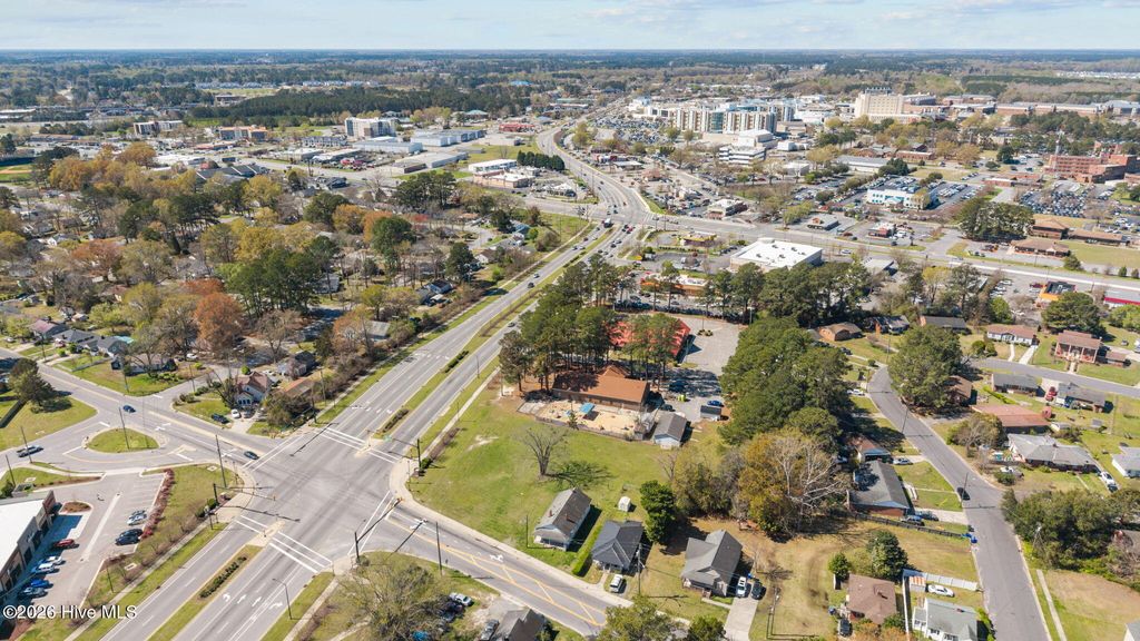 Photo of 1006 Bancroft Avenue, Greenville, NC 27834 (MLS # 100562300)