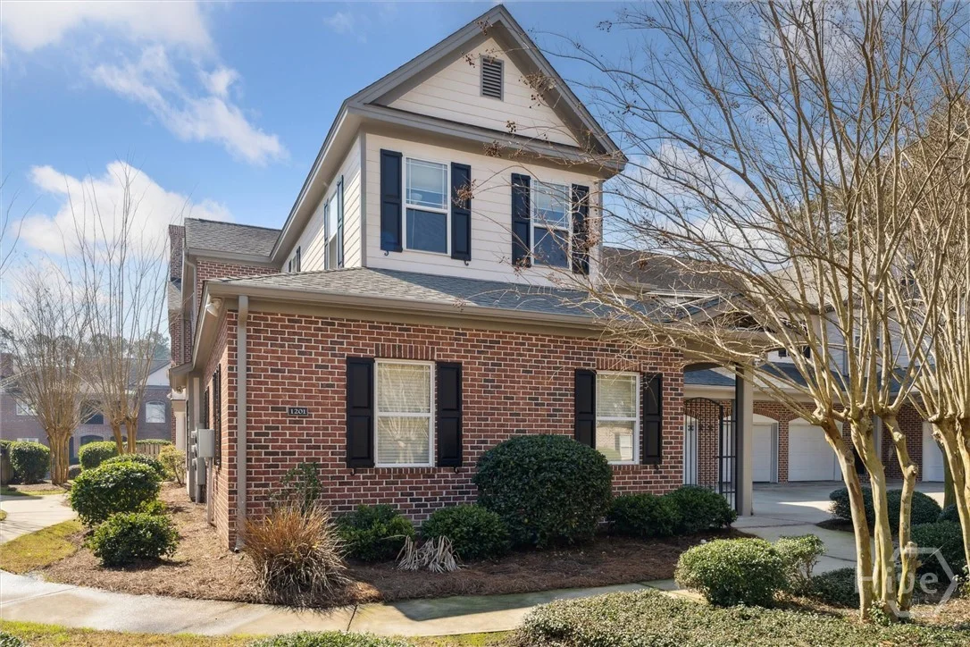 1203 River Oaks Drive