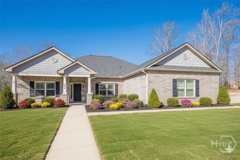 Homes For Sale - 303 River Mansion Drive<br/> Jefferson, GA 30549