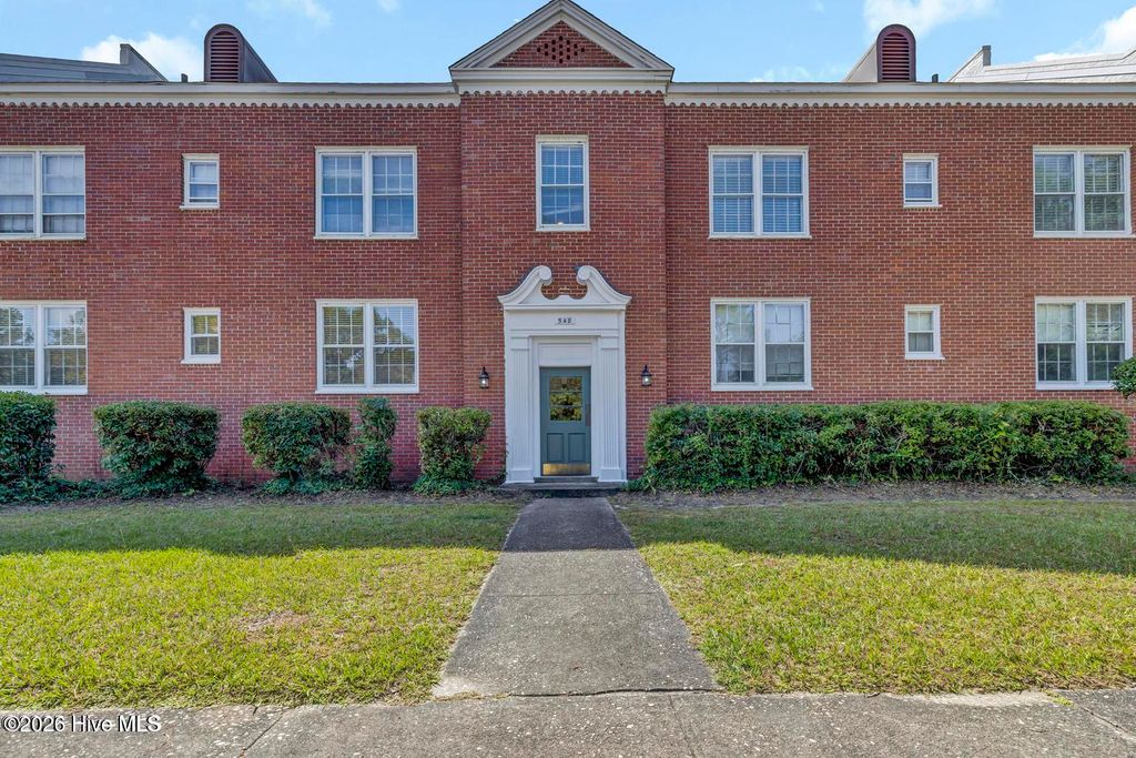 Photo of 2940 Oleander Drive #A5, Wilmington, NC 28403 (MLS # 100566311)
