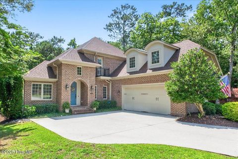 Featured picture for the property 100512470