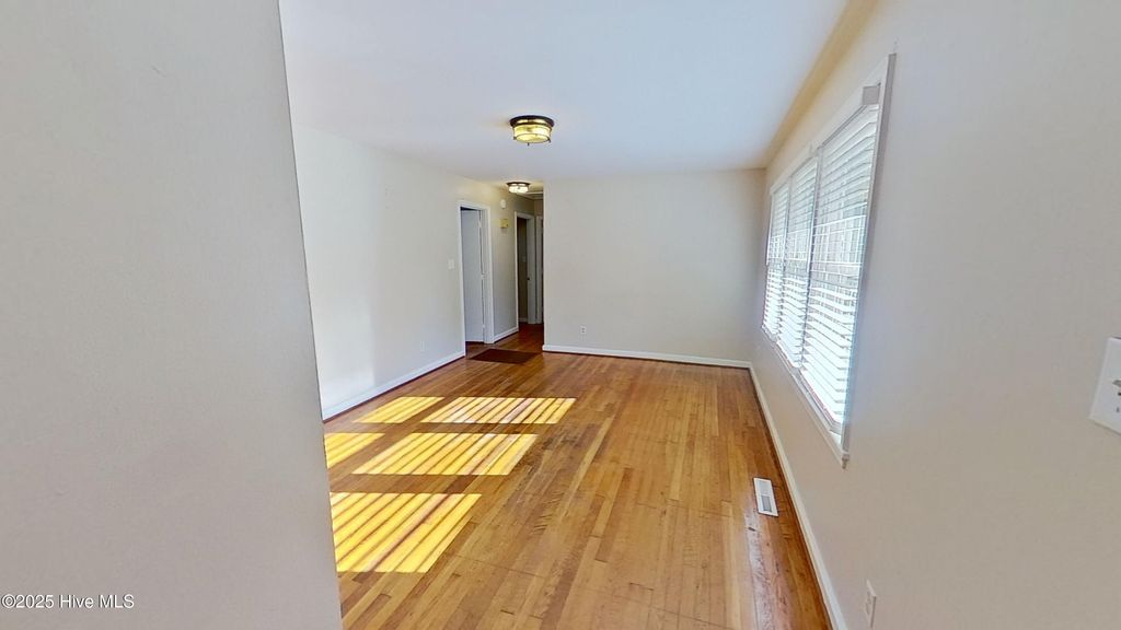 Photo of 134 Kenwood Avenue, Wilmington, NC 28405 (MLS # 100544285)