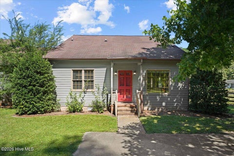 Townhouse For Sale - 2902 Derby Drive<br/> Kinston, NC 28504