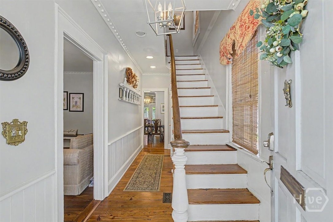 111 E Broad Street