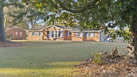 Homes For Sale - 619 Forrest Road<br/> Duplin County, Warsaw, NC 28398