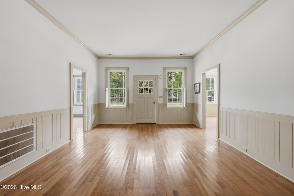 Photo of 1615 Parkview Drive, Elizabeth City, NC 27909 (MLS # 100585312)