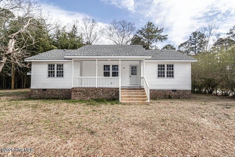 Homes For Sale - 402 Main Street<br/> Edgecombe County, Speed, NC 27881