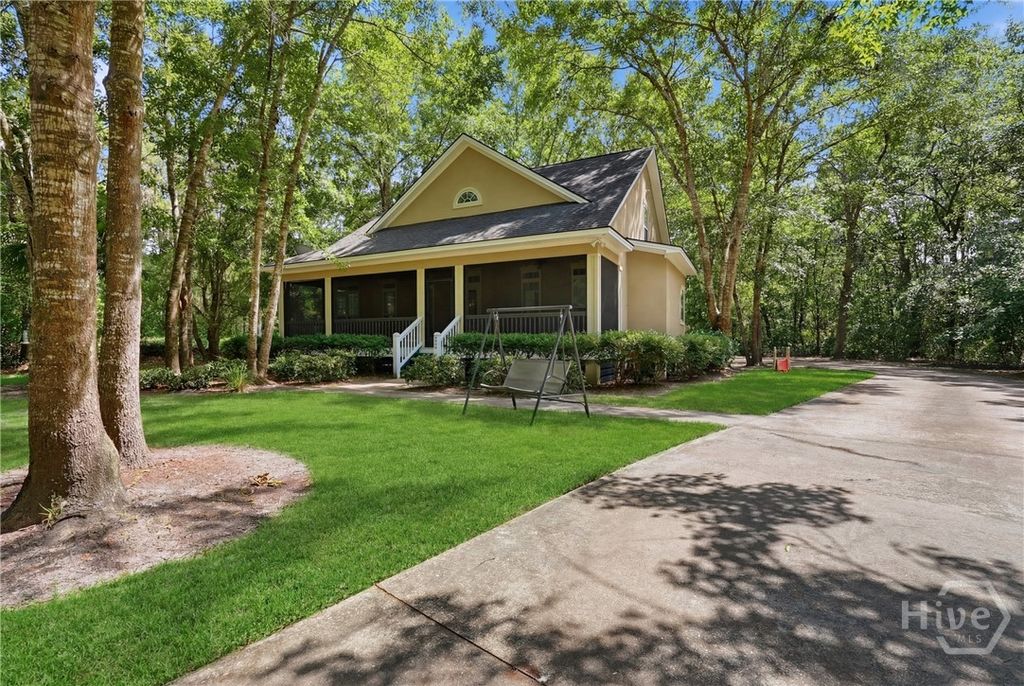 Photo of 224 Crosswinds Drive, Richmond Hill, GA 31324 (MLS # SA359139)