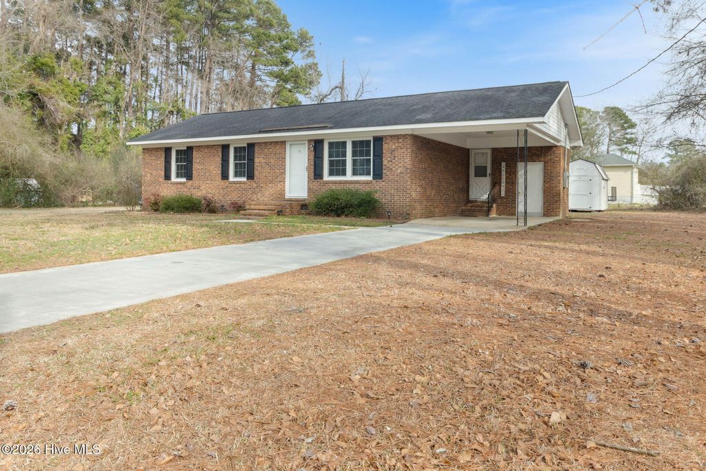 Photo of 74 David Street, Elizabethtown, NC 28337 (MLS # 100557129)