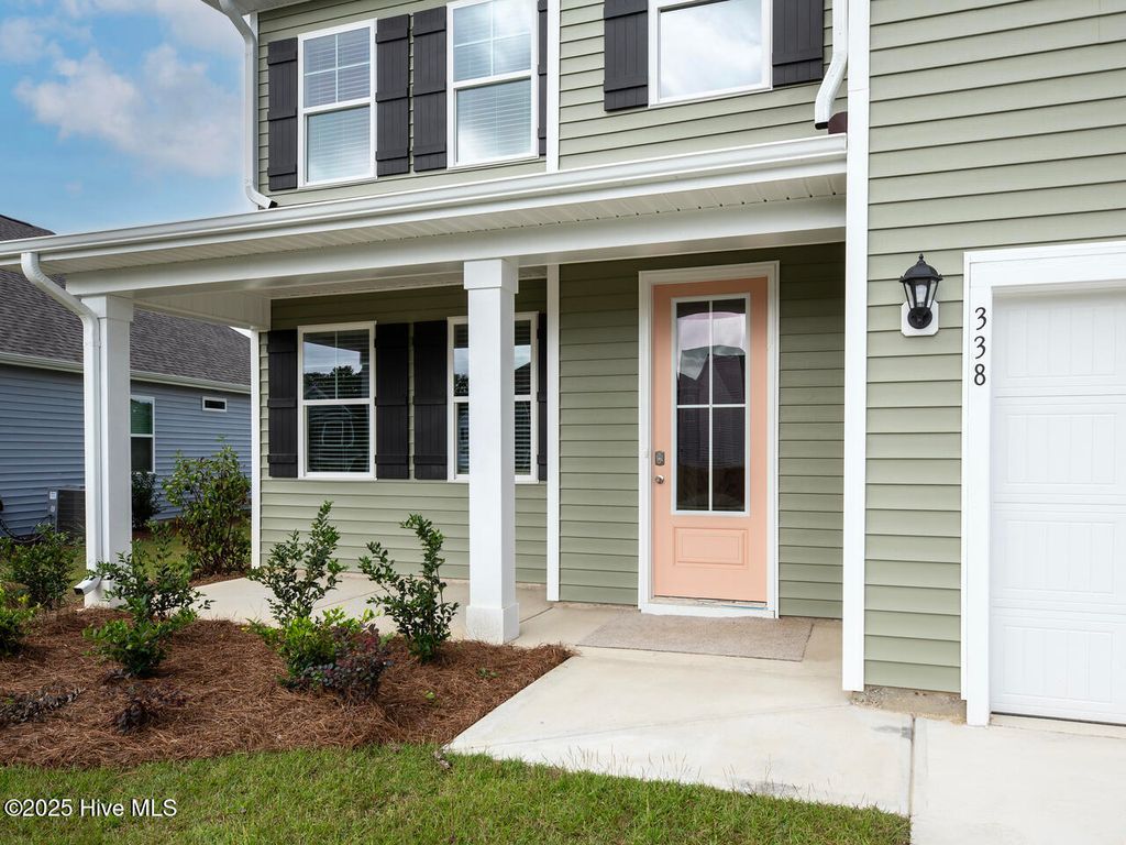 Photo of 421 Matthews Farm Road #Lot 93, Hubert, NC 28539 (MLS # 100571401)