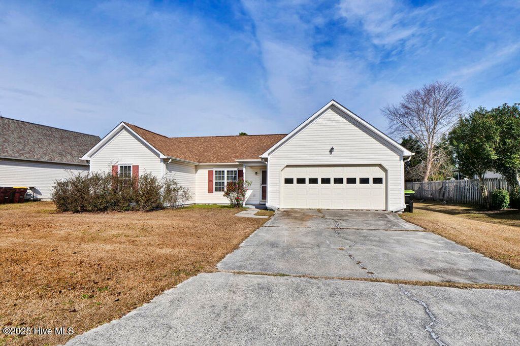 Photo of 6723 Newbury Way, Wilmington, NC 28411 (MLS # 100544228)