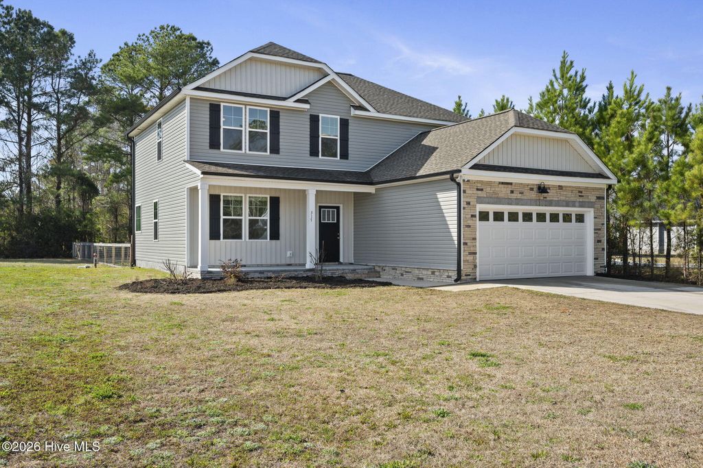 Photo of 317 Bobbys Drive, Newport, NC 28570 (MLS # 100558133)