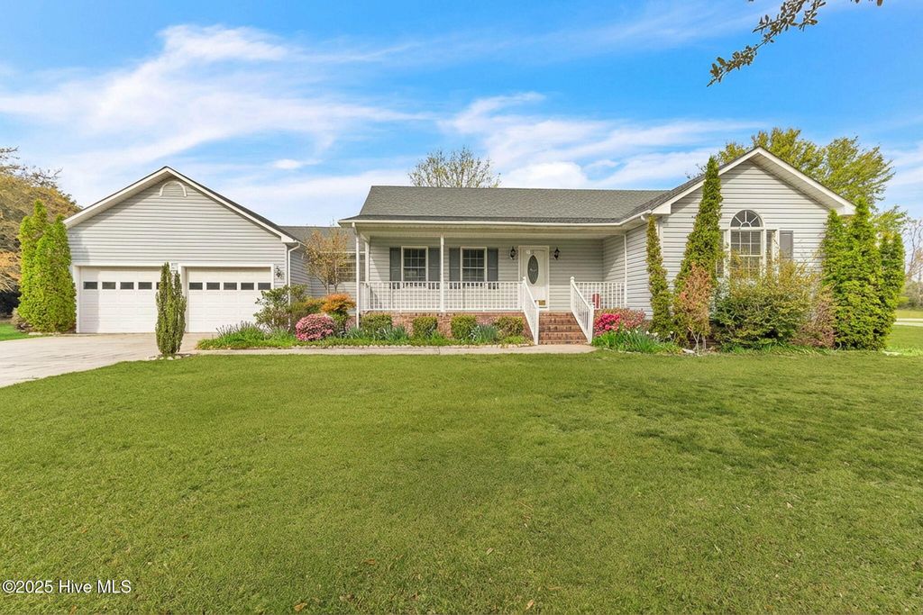 Photo of 22 Antinori Lane S, Tabor City, NC 28463 (MLS # 100546241)