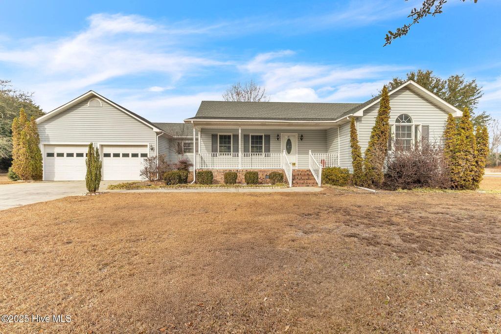 Photo of 22 Antinori Lane S, Tabor City, NC 28463 (MLS # 100546241)