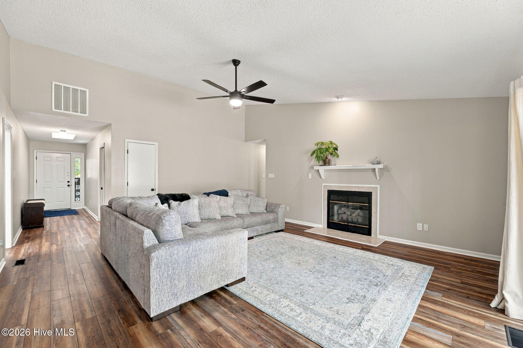 6115 Ibis Lane