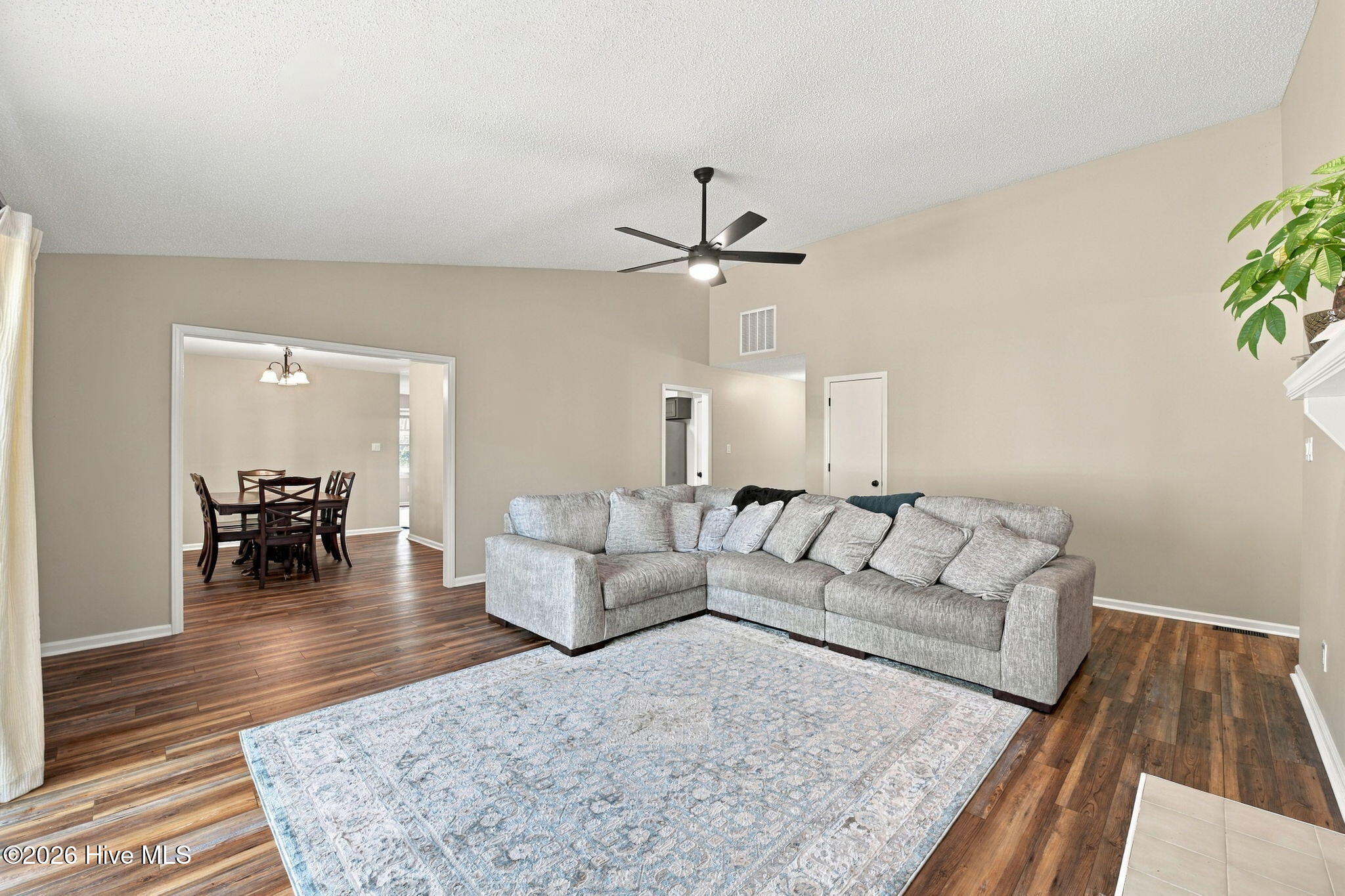 6115 Ibis Lane