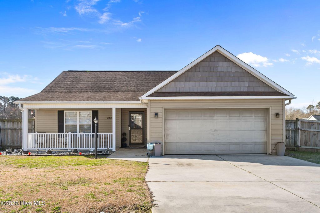 Photo of 203 High Meadow Court, Richlands, NC 28574 (MLS # 100556653)