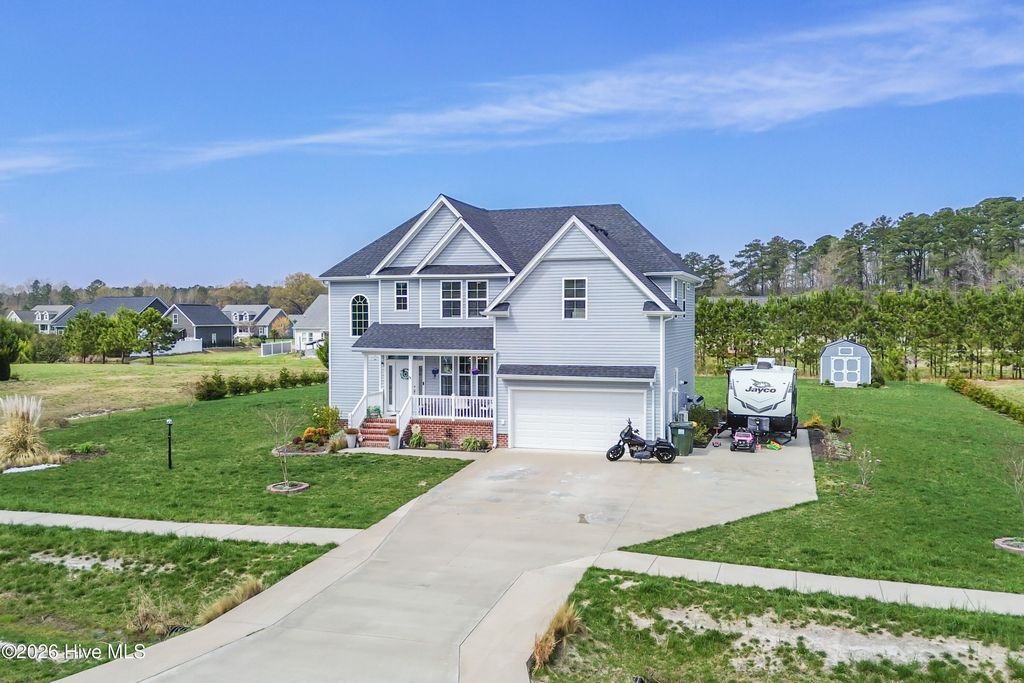 Photo of 104 Foxglove Drive, Moyock, NC 27958 (MLS # 100562961)