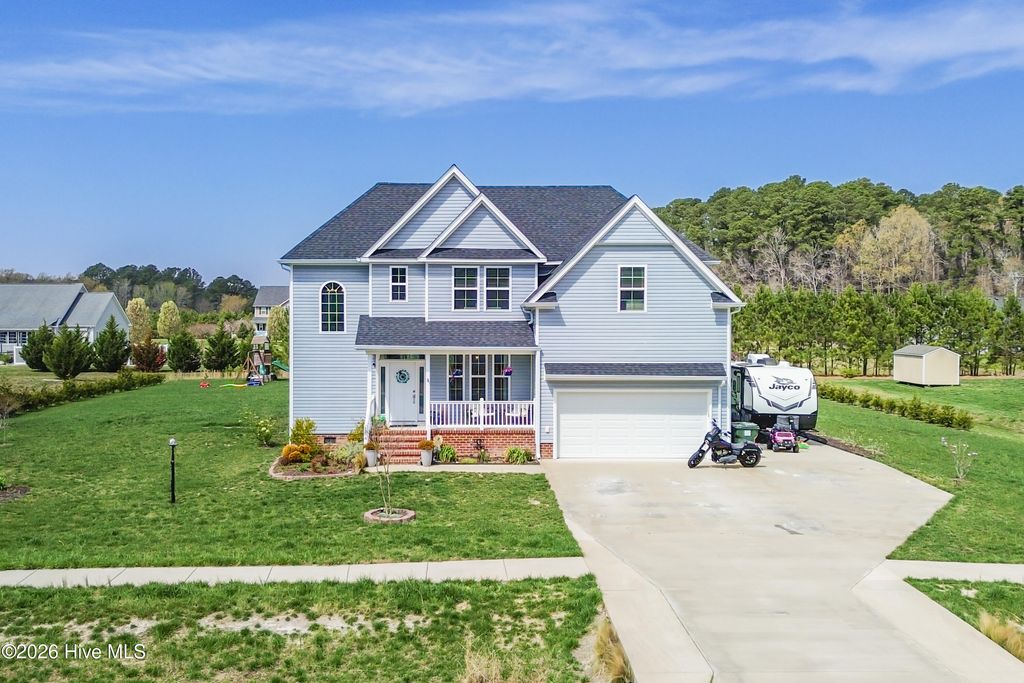 Photo of 104 Foxglove Drive, Moyock, NC 27958 (MLS # 100562961)