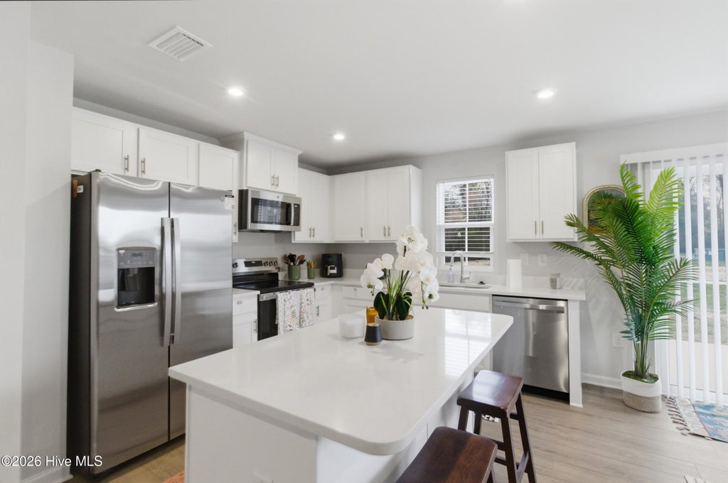 Photo of 3206 Penguin Circle, Elizabeth City, NC 27909 (MLS # 100603265)