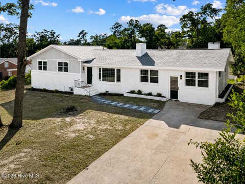 Photo of 1828 Courtney Drive, North Augusta, SC 29841 (MLS # 100587338)