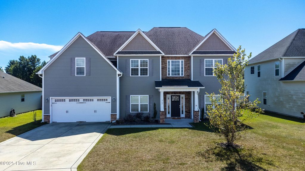 Photo of 262 Cuddy Court, Sneads Ferry, NC 28460 (MLS # 100528523)