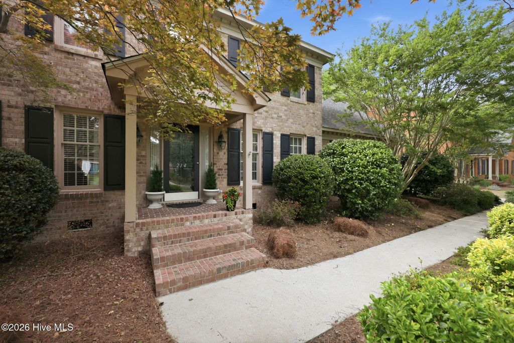 Photo of 214 Bent Creek Drive, Greenville, NC 27834 (MLS # 100572385)