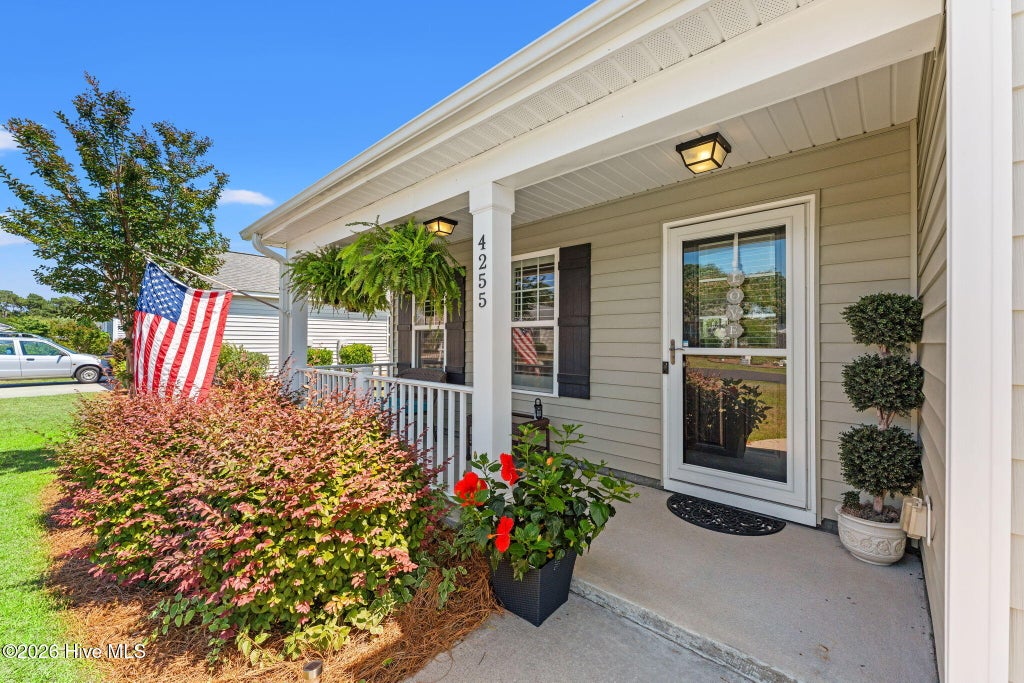 Photo of 4255 Cherry Laurel Lane SE, Southport, NC 28461 (MLS # 100581234)