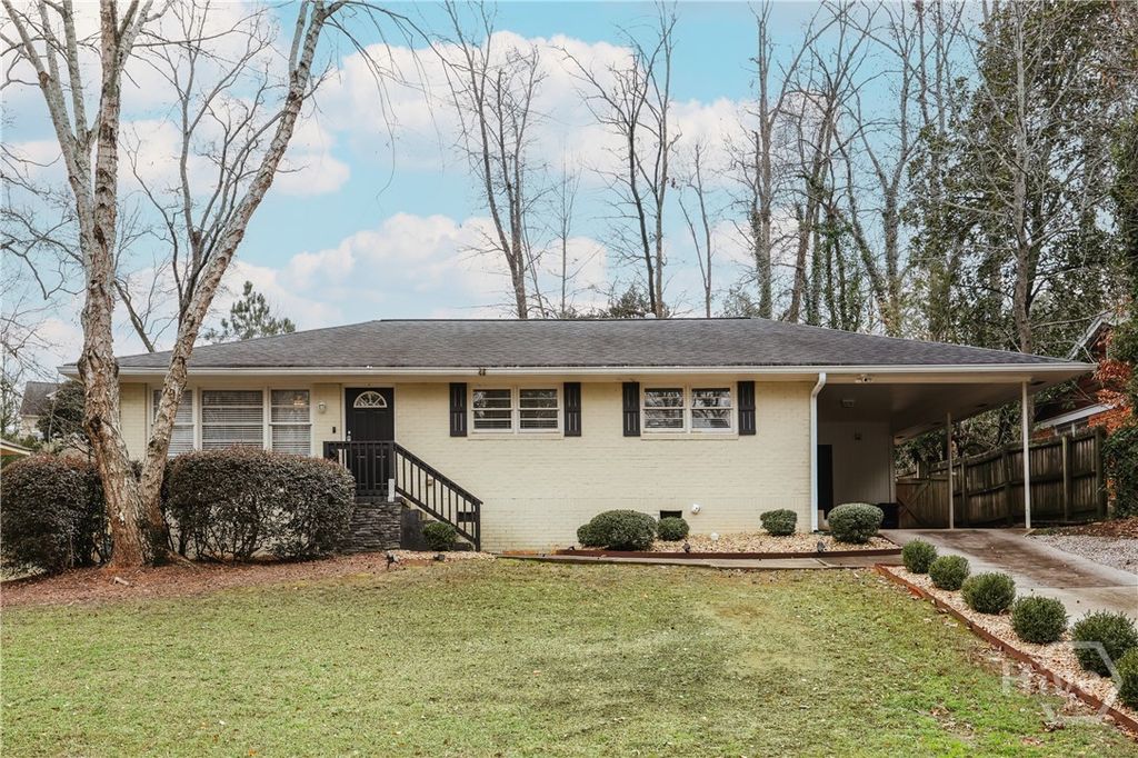 Photo of 578 Woodland Hills Drive, Athens, GA 30606 (MLS # CL343346)