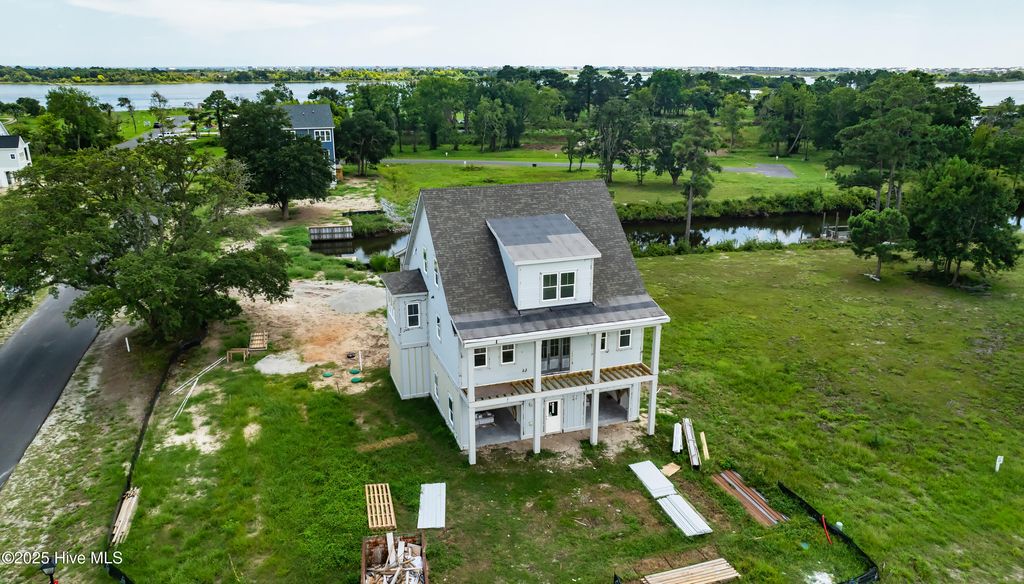 Photo of 401 Salt Meadow Court, Holly Ridge, NC 28445 (MLS # 100523773)