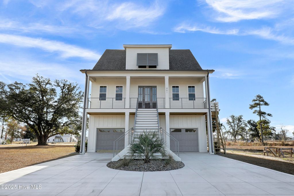 Photo of 401 Salt Meadow Court, Holly Ridge, NC 28445 (MLS # 100523773)