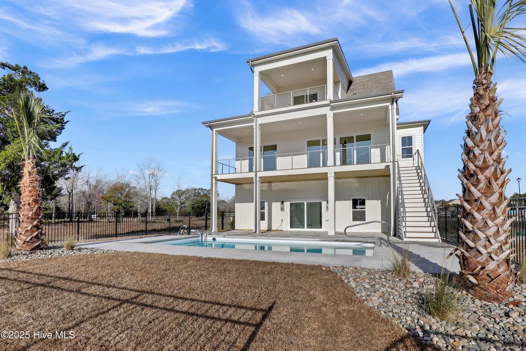 Photo of 401 Salt Meadow Court, Holly Ridge, NC 28445 (MLS # 100523773)