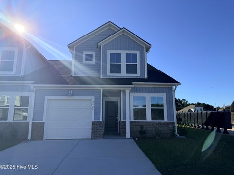 Townhouse Under Contract - 2103 NW Wild Indigo Circle #88<br/> Calabash, NC 28467