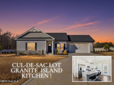 Homes For Sale - 107 Waterstone Court<br/> Fremont, NC 27830