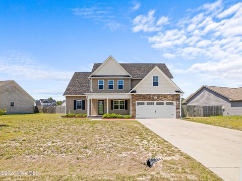 Homes For Rent - 205 Tappi Terrace<br/> Hubert, NC 28539