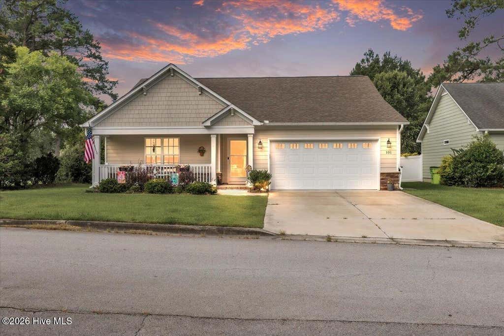 Photo of 101 Grantham Place, New Bern, NC 28560 (MLS # 100594913)