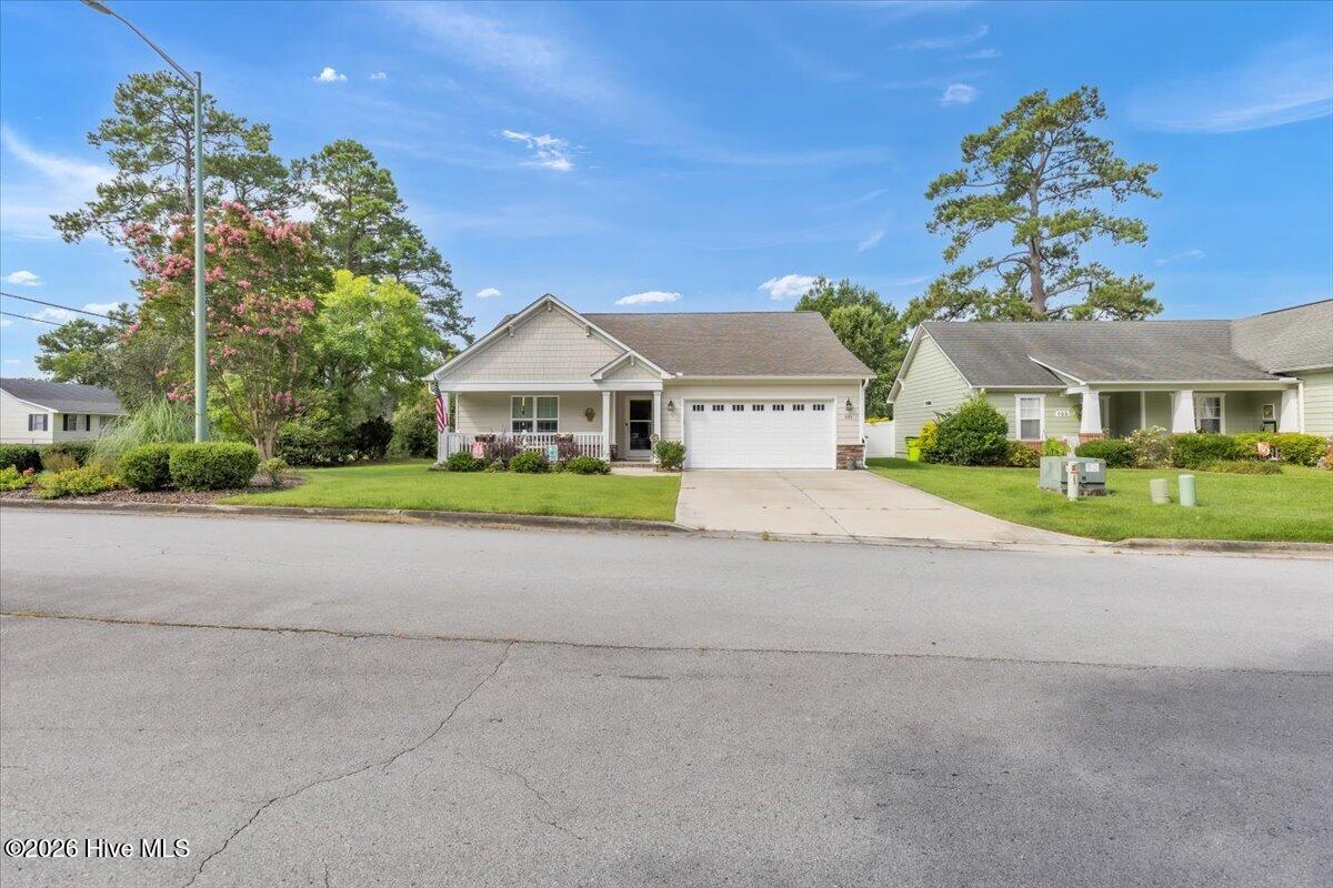 101 Grantham Place