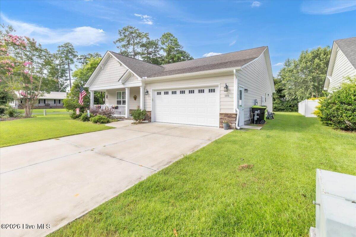 101 Grantham Place
