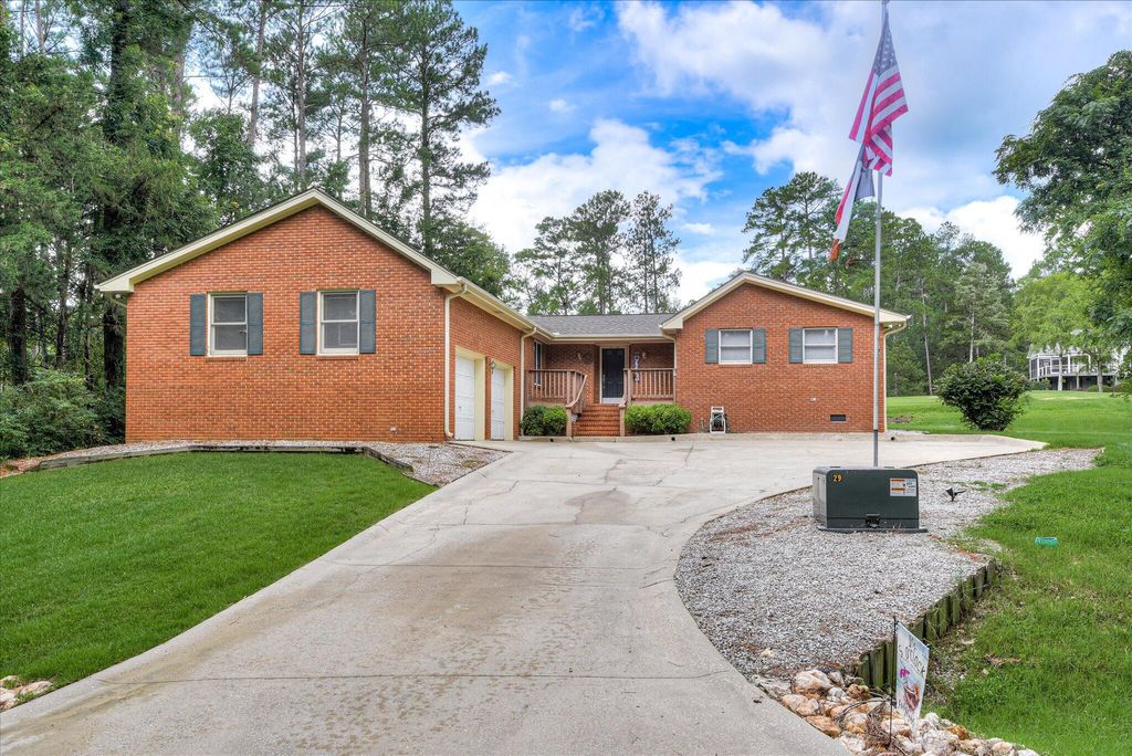 Photo of 256 Brassie Drive, McCormick, SC 29835 (MLS # 554020)