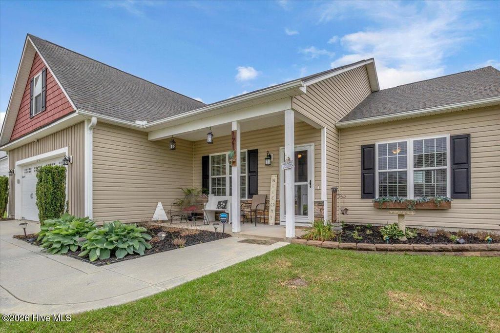 Photo of 121 Buckhaven Drive, Richlands, NC 28574 (MLS # 100570228)