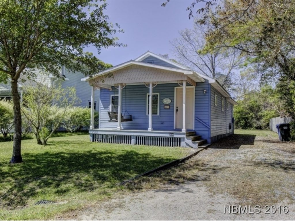 Photo of 409 High Street, Oriental, NC 28571 (MLS # 100564608)