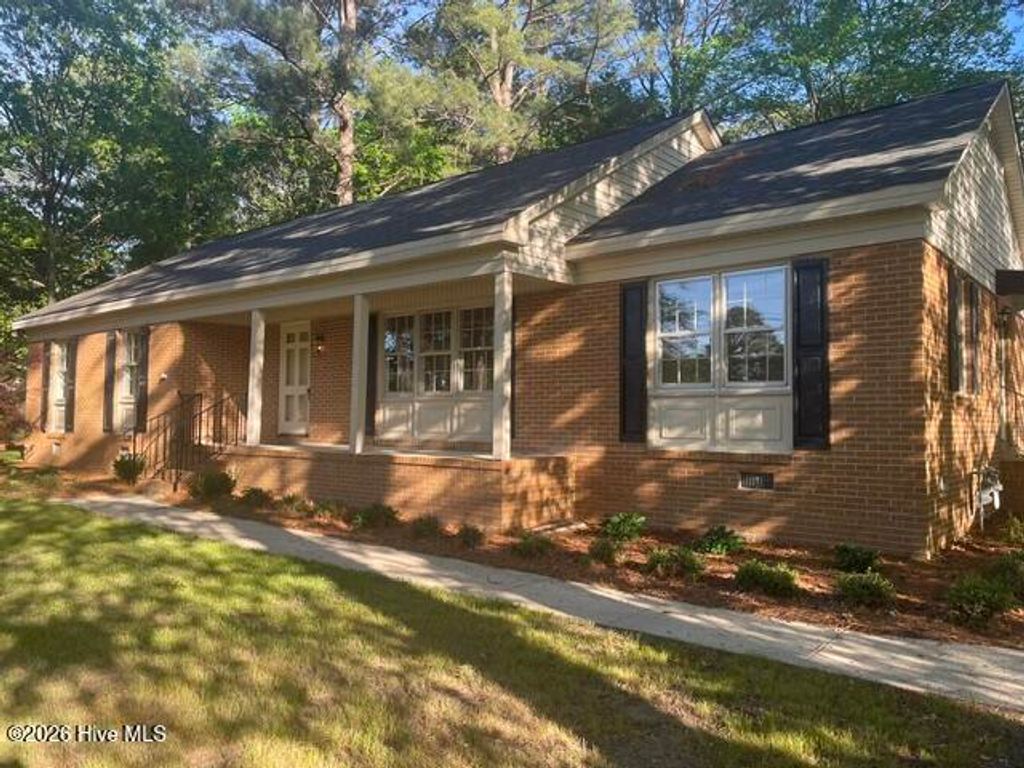 Photo of 303 Ridge Road NW, Wilson, NC 27896 (MLS # 100546919)