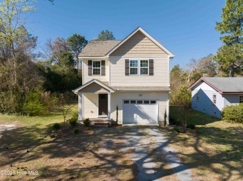 Homes For Rent - 1130 W Indiana Avenue<br/> Moore County, Southern Pines, NC 28387