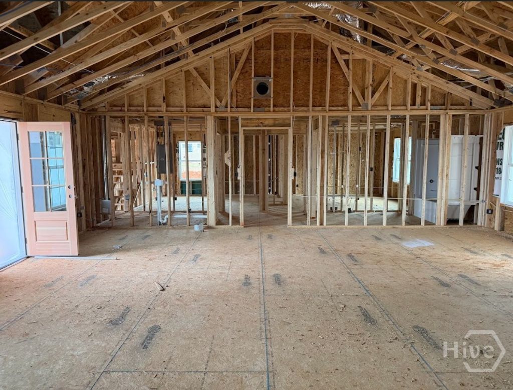 Photo of 153 Buckeye Trails Dr, Commerce, GA 30530 (MLS # CL349545)