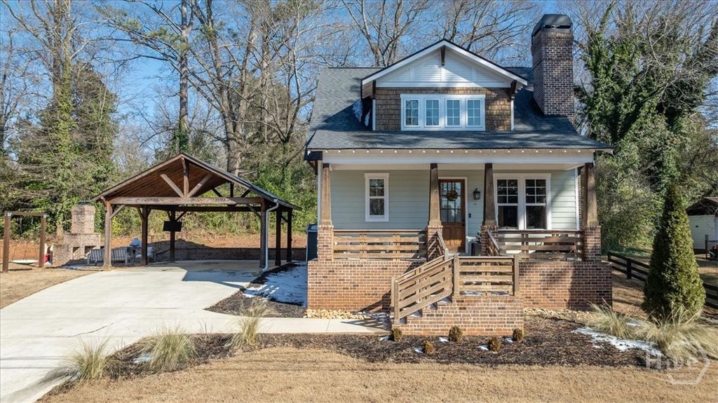 Photo of 435 Walton Circle, Monroe, GA 30655 (MLS # CL348803)