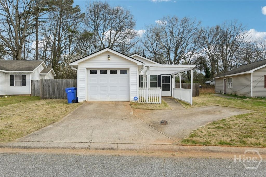 Photo of 269 Buckingham Court, Athens, GA 30607 (MLS # CL350691)