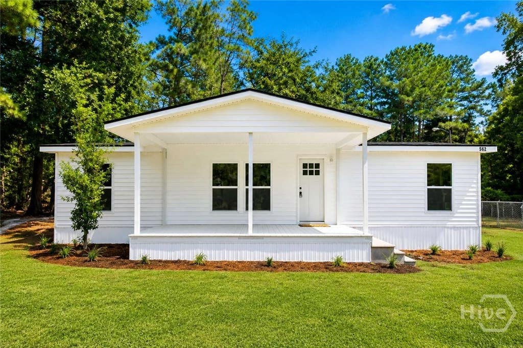 Photo of 562 4th Extension, Guyton, GA 31312 (MLS # SA363309)